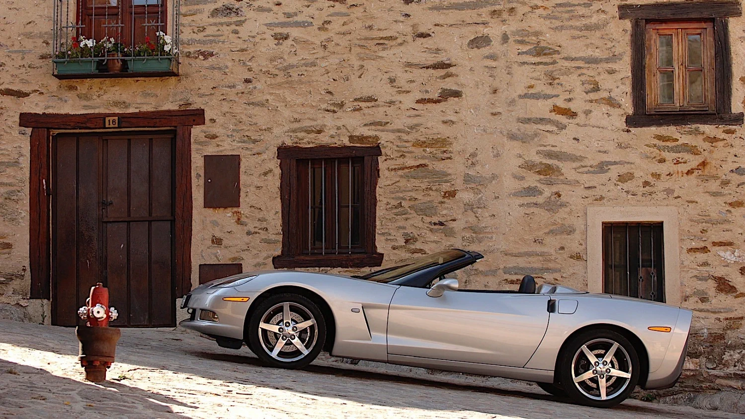 Corvette Generations/C6/C6 Silver Euro corvette.webp